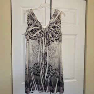 Women’s plus size unlined dress